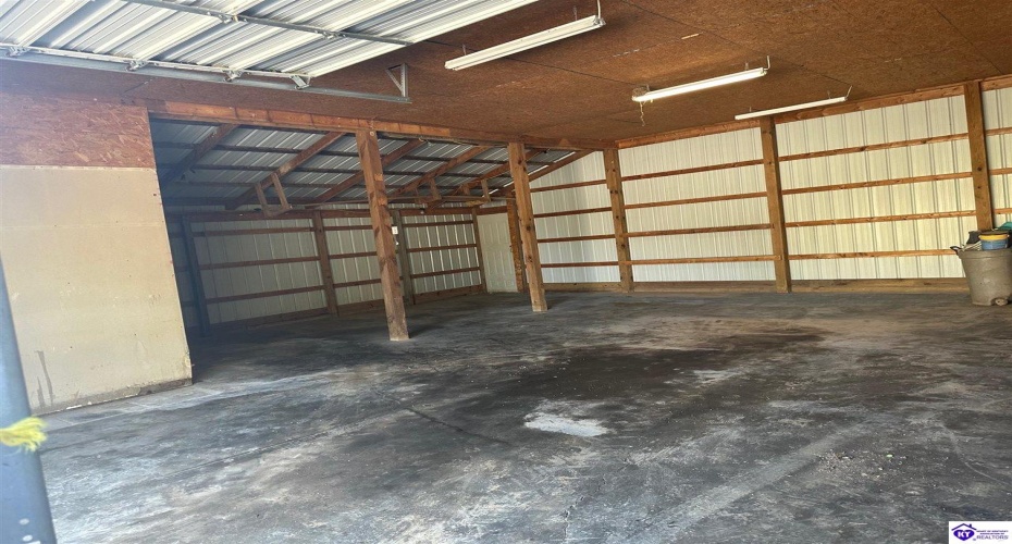 Fallen Timber Road, Campbellsville, Kentucky 42718, ,3 BathroomsBathrooms,For Sale,Fallen Timber Road,HK24003370