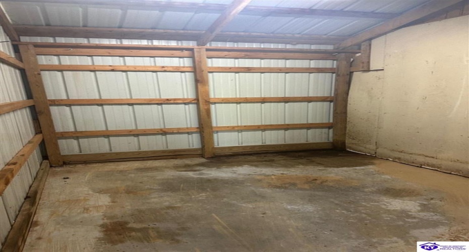 Fallen Timber Road, Campbellsville, Kentucky 42718, ,3 BathroomsBathrooms,For Sale,Fallen Timber Road,HK24003370