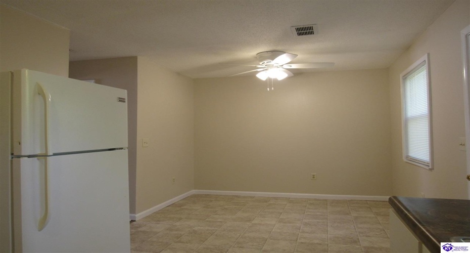 Berkley Court, Radcliff, Kentucky 40160, 2 Bedrooms Bedrooms, ,For Sale,Berkley Court,HK24003376