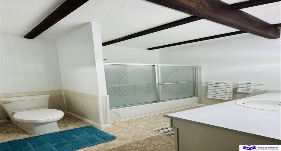 River Bend Road, Leitchfield, Kentucky 42754, ,2 BathroomsBathrooms,For Sale,River Bend Road,HK24003394