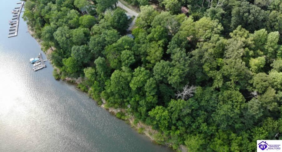 River Bend Road, Leitchfield, Kentucky 42754, ,2 BathroomsBathrooms,For Sale,River Bend Road,HK24003394