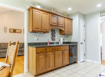 Woebegona Way, Hodgenville, Kentucky 42748, ,2 BathroomsBathrooms,For Sale,Woebegona Way,HK24003401 Woebegona Way, Hodgenville, Kentucky 42748, ,2 BathroomsBathrooms,For Sale,Woebegona Way,HK24003401