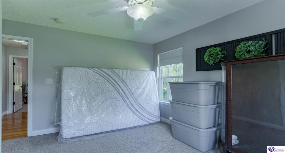 Woebegona Way, Hodgenville, Kentucky 42748, ,2 BathroomsBathrooms,For Sale,Woebegona Way,HK24003401