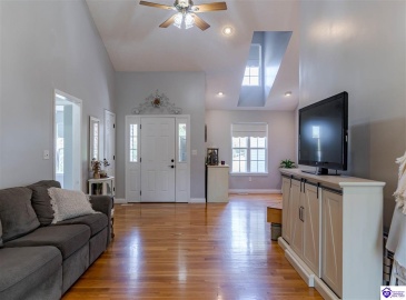 Woebegona Way, Hodgenville, Kentucky 42748, ,2 BathroomsBathrooms,For Sale,Woebegona Way,HK24003401 Woebegona Way, Hodgenville, Kentucky 42748, ,2 BathroomsBathrooms,For Sale,Woebegona Way,HK24003401