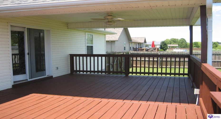 Valley View Drive, Vine Grove, Kentucky 40175-0000, ,2 BathroomsBathrooms,For Sale,Valley View Drive,HK24002178