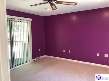 Beechwood Drive, Campbellsville, Kentucky 42718, ,2 BathroomsBathrooms,For Sale,Beechwood Drive,HK24003408