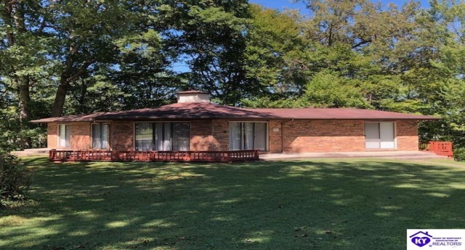 Beechwood Drive, Campbellsville, Kentucky 42718, ,2 BathroomsBathrooms,For Sale,Beechwood Drive,HK24003408