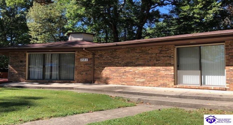 Beechwood Drive, Campbellsville, Kentucky 42718, ,2 BathroomsBathrooms,For Sale,Beechwood Drive,HK24003408