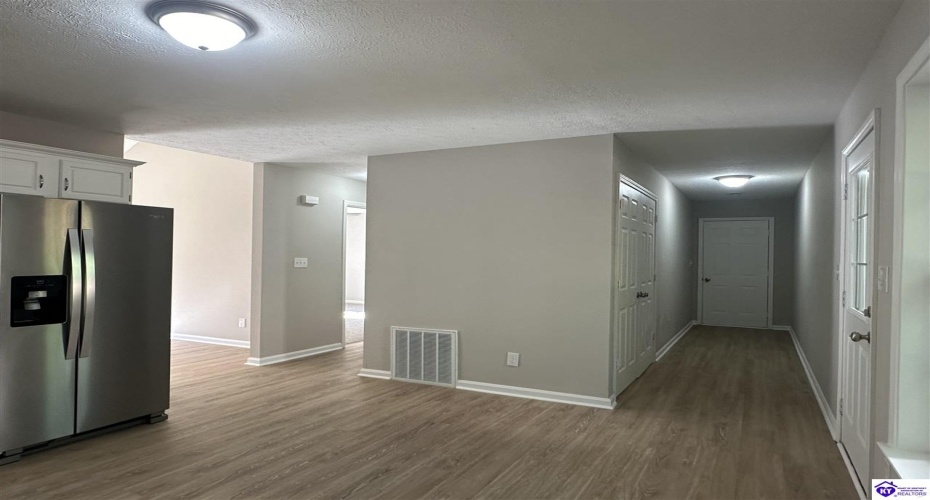 Hampton Road, Brandenburg, Kentucky 40108, ,2 BathroomsBathrooms,For Sale,Hampton Road,HK24003409