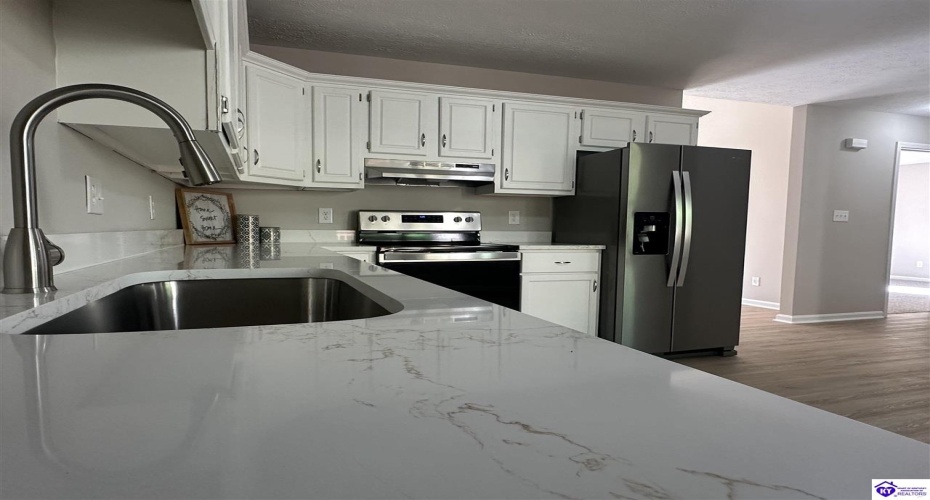 Hampton Road, Brandenburg, Kentucky 40108, ,2 BathroomsBathrooms,For Sale,Hampton Road,HK24003409