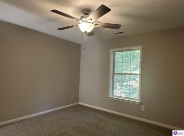 Hampton Road, Brandenburg, Kentucky 40108, ,2 BathroomsBathrooms,For Sale,Hampton Road,HK24003409