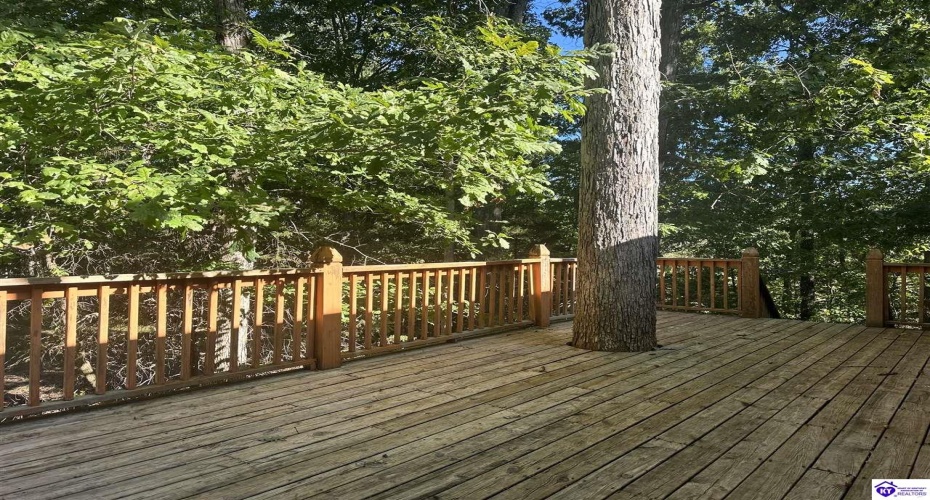 Hampton Road, Brandenburg, Kentucky 40108, ,2 BathroomsBathrooms,For Sale,Hampton Road,HK24003409