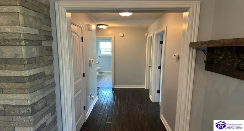 Tumbleweed Court, Elizabethtown, Kentucky 42701, ,2 BathroomsBathrooms,For Sale,Tumbleweed Court,HK24001695