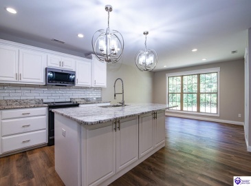 Summit Creek Drive, Elizabethtown, Kentucky 42701, ,2 BathroomsBathrooms,For Sale,Summit Creek Drive,HK24003414