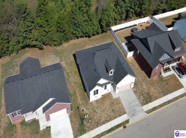 Summit Creek Drive, Elizabethtown, Kentucky 42701, ,2 BathroomsBathrooms,For Sale,Summit Creek Drive,HK24003414