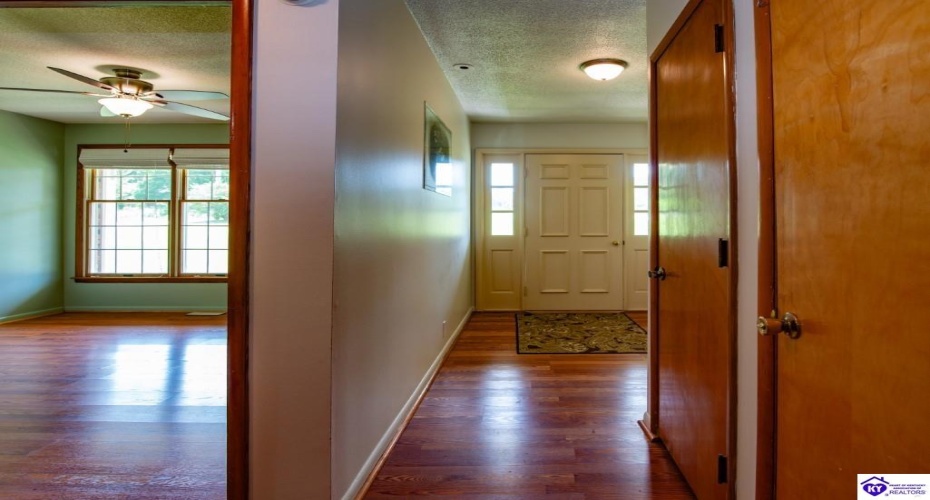 Sandy Hill Road, Guston, Kentucky 40142, ,2 BathroomsBathrooms,For Sale,Sandy Hill Road,HK24002568