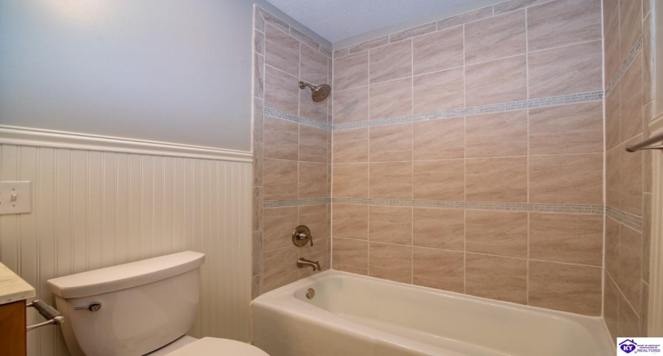 Sandy Hill Road, Guston, Kentucky 40142, ,2 BathroomsBathrooms,For Sale,Sandy Hill Road,HK24002568