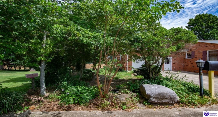 Sandy Hill Road, Guston, Kentucky 40142, ,2 BathroomsBathrooms,For Sale,Sandy Hill Road,HK24002568