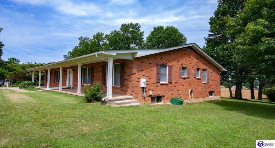 Sandy Hill Road, Guston, Kentucky 40142, ,2 BathroomsBathrooms,For Sale,Sandy Hill Road,HK24002568