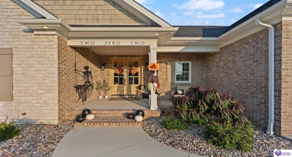 Three Wood Lane, Campbellsville, Kentucky 42718, ,3 BathroomsBathrooms,For Sale,Three Wood Lane,HK24003419