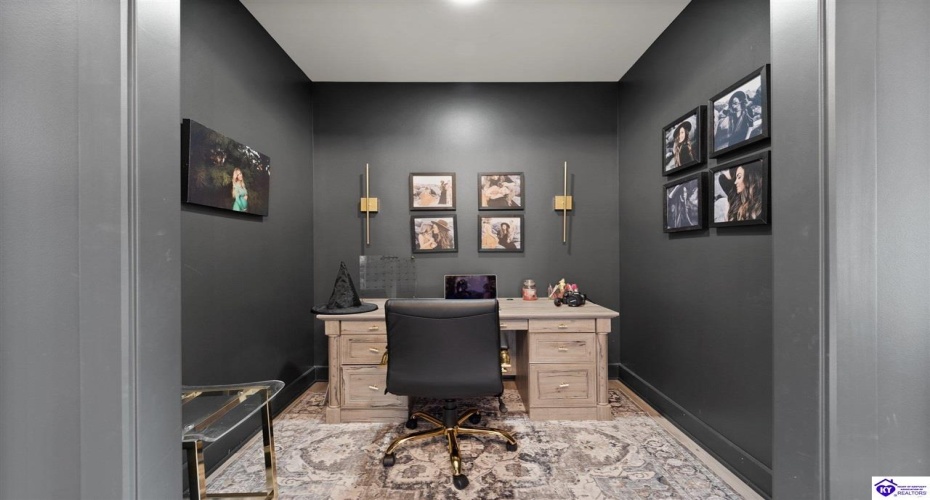 Three Wood Lane, Campbellsville, Kentucky 42718, ,3 BathroomsBathrooms,For Sale,Three Wood Lane,HK24003419