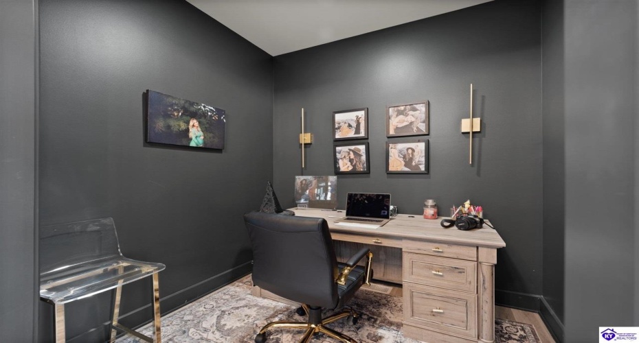 Three Wood Lane, Campbellsville, Kentucky 42718, ,3 BathroomsBathrooms,For Sale,Three Wood Lane,HK24003419