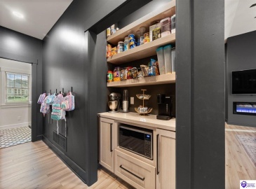 Three Wood Lane, Campbellsville, Kentucky 42718, ,3 BathroomsBathrooms,For Sale,Three Wood Lane,HK24003419