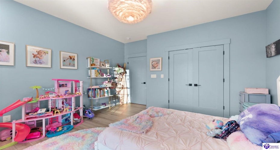 Three Wood Lane, Campbellsville, Kentucky 42718, ,3 BathroomsBathrooms,For Sale,Three Wood Lane,HK24003419