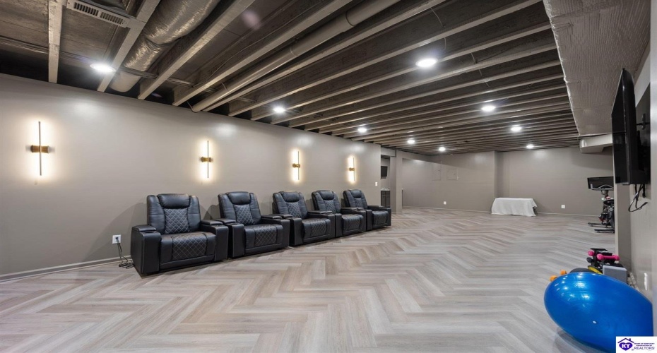 Three Wood Lane, Campbellsville, Kentucky 42718, ,3 BathroomsBathrooms,For Sale,Three Wood Lane,HK24003419