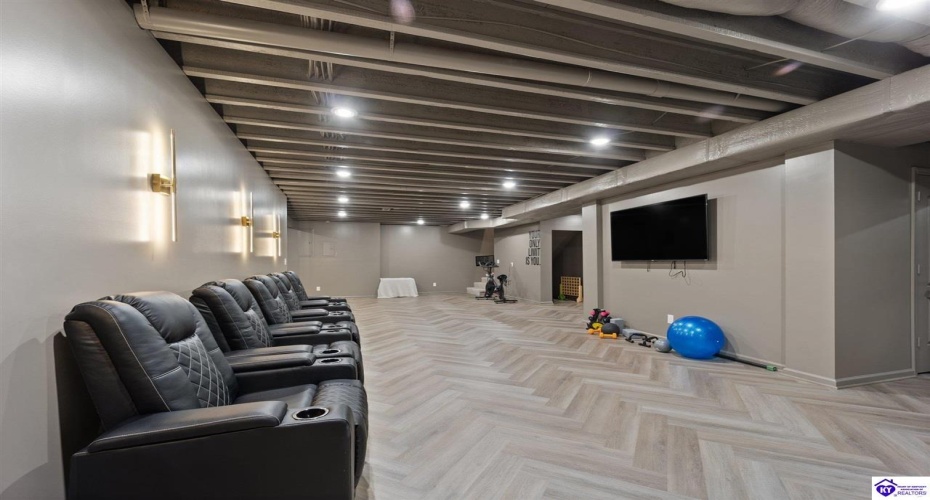 Three Wood Lane, Campbellsville, Kentucky 42718, ,3 BathroomsBathrooms,For Sale,Three Wood Lane,HK24003419