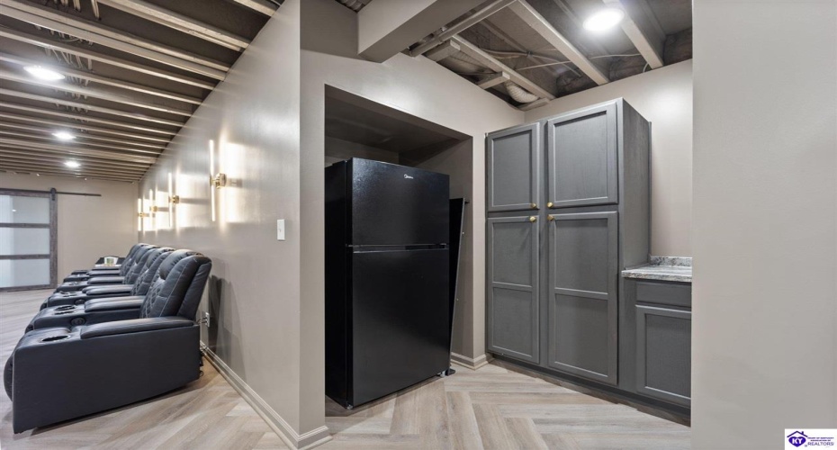 Three Wood Lane, Campbellsville, Kentucky 42718, ,3 BathroomsBathrooms,For Sale,Three Wood Lane,HK24003419