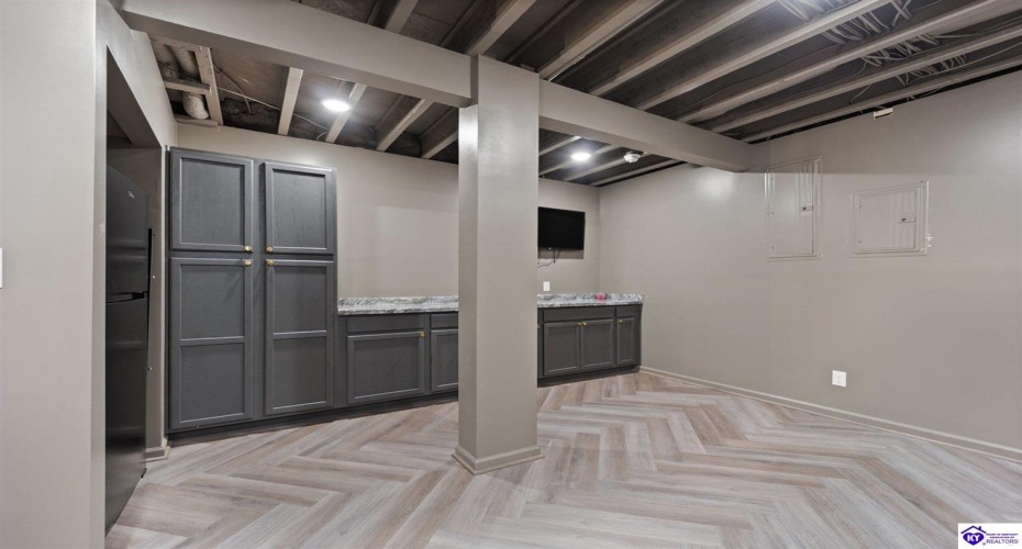 Three Wood Lane, Campbellsville, Kentucky 42718, ,3 BathroomsBathrooms,For Sale,Three Wood Lane,HK24003419