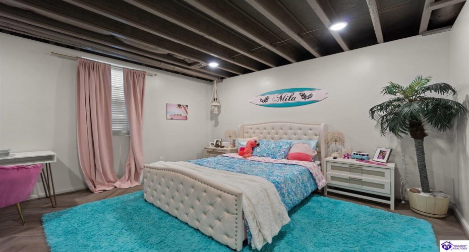 Three Wood Lane, Campbellsville, Kentucky 42718, ,3 BathroomsBathrooms,For Sale,Three Wood Lane,HK24003419