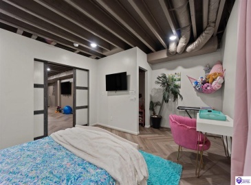 Three Wood Lane, Campbellsville, Kentucky 42718, ,3 BathroomsBathrooms,For Sale,Three Wood Lane,HK24003419