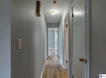 Walnut Hill Road, Elizabethtown, Kentucky 42701, ,2 BathroomsBathrooms,For Sale,Walnut Hill Road,HK24003420