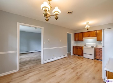 Walnut Hill Road, Elizabethtown, Kentucky 42701, ,2 BathroomsBathrooms,For Sale,Walnut Hill Road,HK24003420