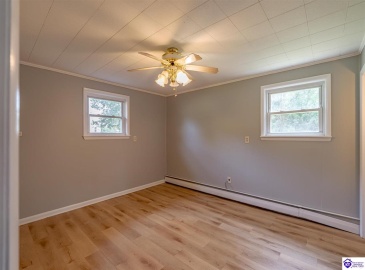 Walnut Hill Road, Elizabethtown, Kentucky 42701, ,2 BathroomsBathrooms,For Sale,Walnut Hill Road,HK24003420