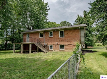 Walnut Hill Road, Elizabethtown, Kentucky 42701, ,2 BathroomsBathrooms,For Sale,Walnut Hill Road,HK24003420