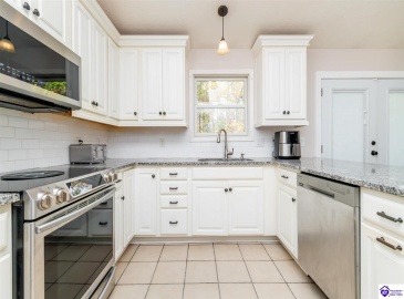 Doe Valley Parkway East, Brandenburg, Kentucky 40108, ,3 BathroomsBathrooms,For Sale,Doe Valley Parkway East,HK24003422