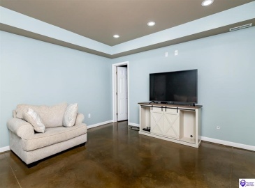 Doe Valley Parkway East, Brandenburg, Kentucky 40108, ,3 BathroomsBathrooms,For Sale,Doe Valley Parkway East,HK24003422