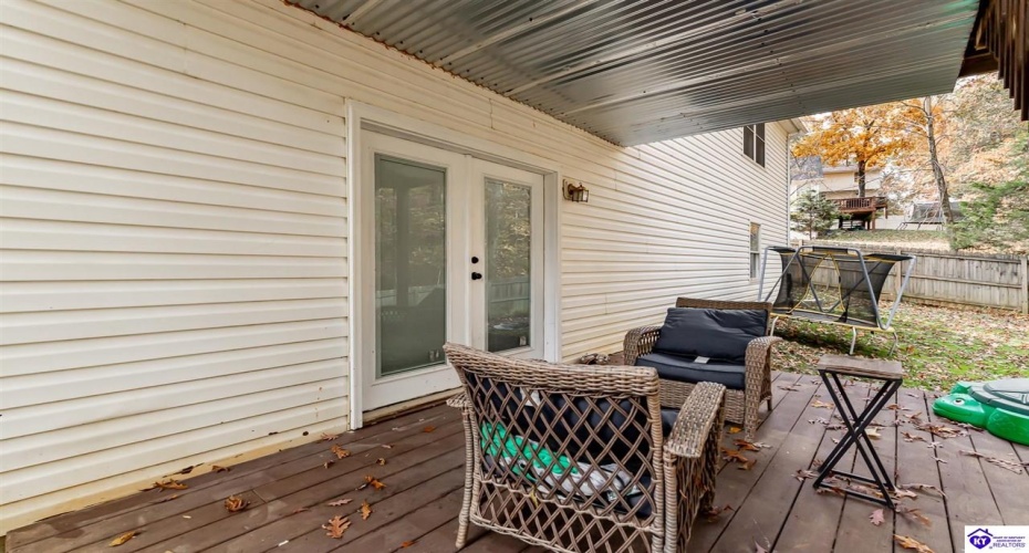 Doe Valley Parkway East, Brandenburg, Kentucky 40108, ,3 BathroomsBathrooms,For Sale,Doe Valley Parkway East,HK24003422