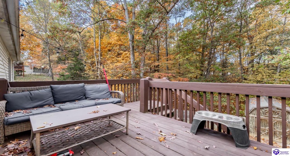 Doe Valley Parkway East, Brandenburg, Kentucky 40108, ,3 BathroomsBathrooms,For Sale,Doe Valley Parkway East,HK24003422