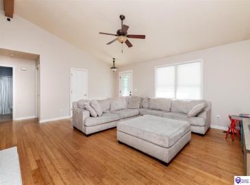 Doe Valley Parkway East, Brandenburg, Kentucky 40108, ,3 BathroomsBathrooms,For Sale,Doe Valley Parkway East,HK24003422