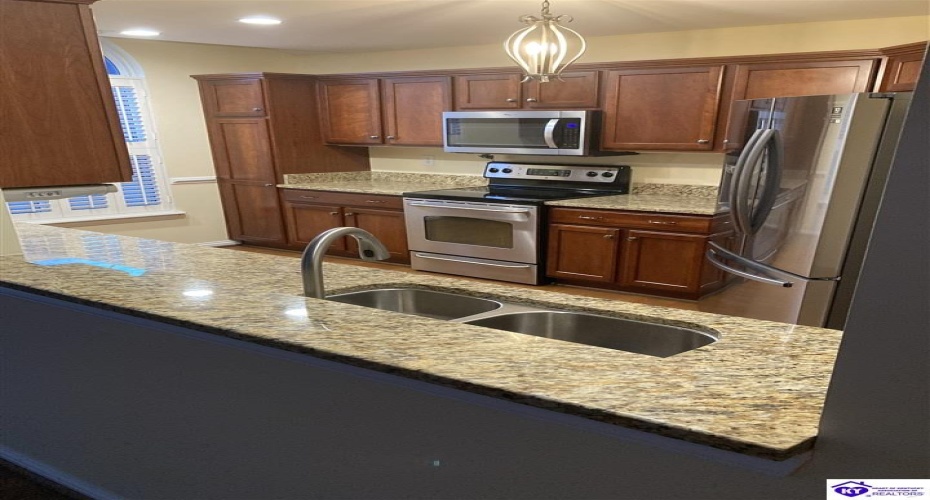 Legacy Court, Elizabethtown, Kentucky 42701, ,3 BathroomsBathrooms,For Sale,Legacy Court,HK24003428