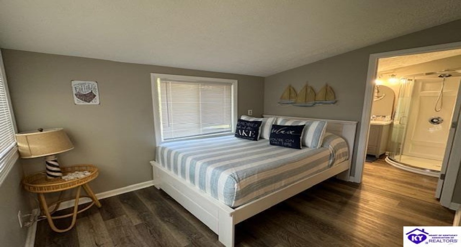 Rough River Resort, McDaniels, Kentucky 40152, ,2 BathroomsBathrooms,For Sale,Rough River Resort,HK24003440 Rough River Resort, McDaniels, Kentucky 40152, ,2 BathroomsBathrooms,For Sale,Rough River Resort,HK24003440