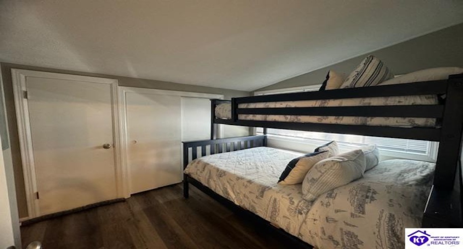 Rough River Resort, McDaniels, Kentucky 40152, ,2 BathroomsBathrooms,For Sale,Rough River Resort,HK24003440 Rough River Resort, McDaniels, Kentucky 40152, ,2 BathroomsBathrooms,For Sale,Rough River Resort,HK24003440