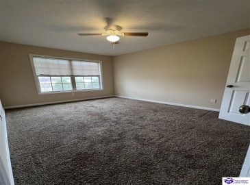 Twin Lakes Drive, Vine Grove, Kentucky 40175, ,3 BathroomsBathrooms,For Sale,Twin Lakes Drive,HK24003445 Twin Lakes Drive, Vine Grove, Kentucky 40175, ,3 BathroomsBathrooms,For Sale,Twin Lakes Drive,HK24003445