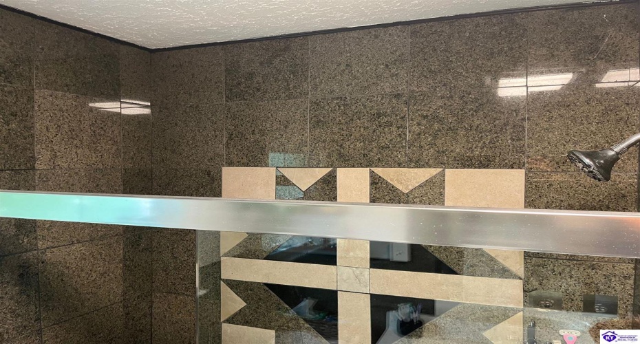 Lincoln Boulevard, Hodgenville, Kentucky 42748, ,1 BathroomBathrooms,For Sale,Lincoln Boulevard,HK24003446