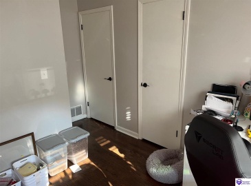 Lincoln Boulevard, Hodgenville, Kentucky 42748, ,1 BathroomBathrooms,For Sale,Lincoln Boulevard,HK24003446 Lincoln Boulevard, Hodgenville, Kentucky 42748, ,1 BathroomBathrooms,For Sale,Lincoln Boulevard,HK24003446