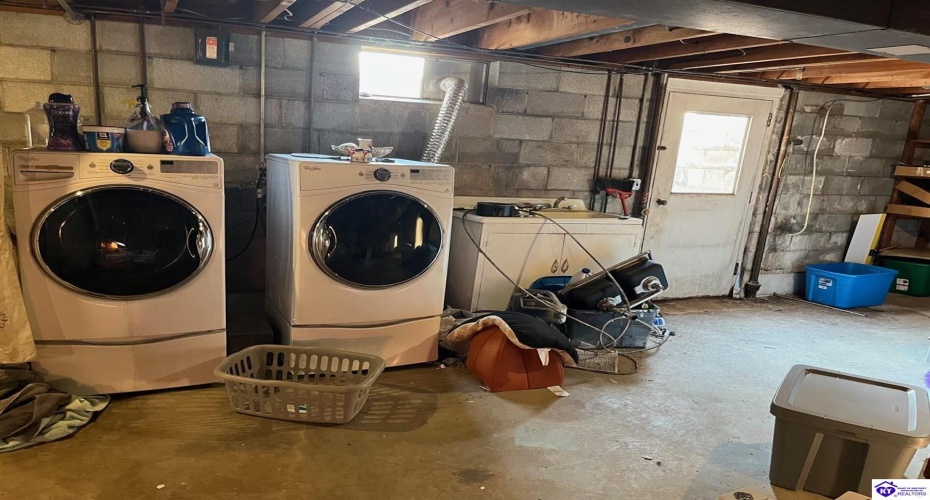 Lincoln Boulevard, Hodgenville, Kentucky 42748, ,1 BathroomBathrooms,For Sale,Lincoln Boulevard,HK24003446